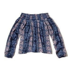 NWT! Long Sleeve Off the Shoulder Patterned Top!